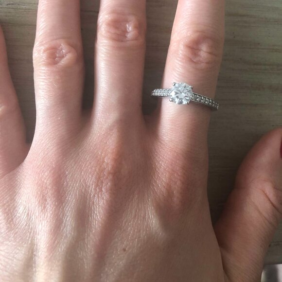 Swarovski Ring - Picture 1 of 3
